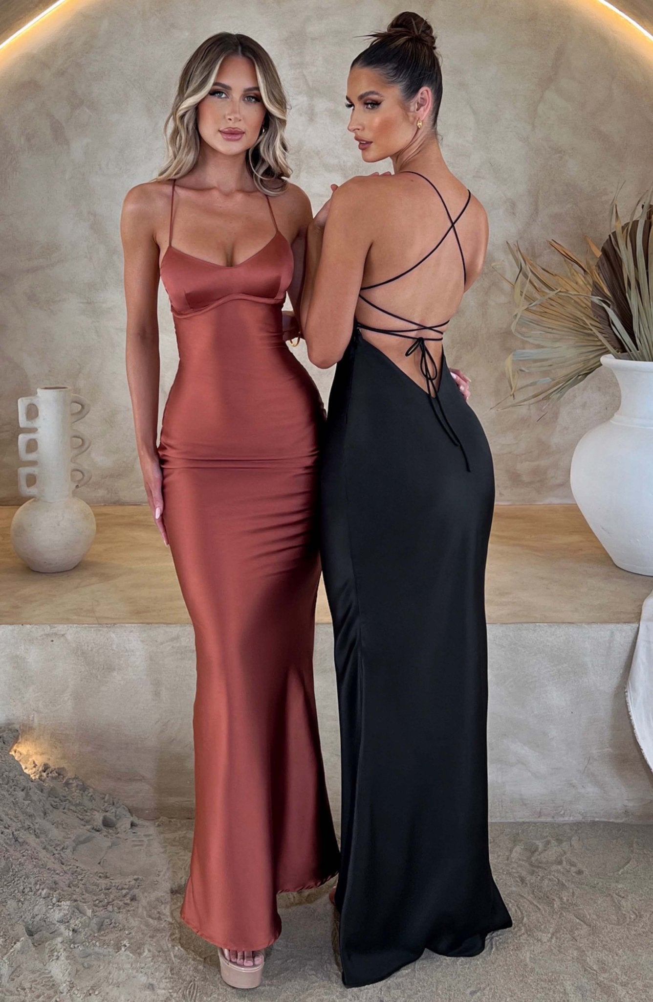 Layla Maxi Dress - Black - Image 2