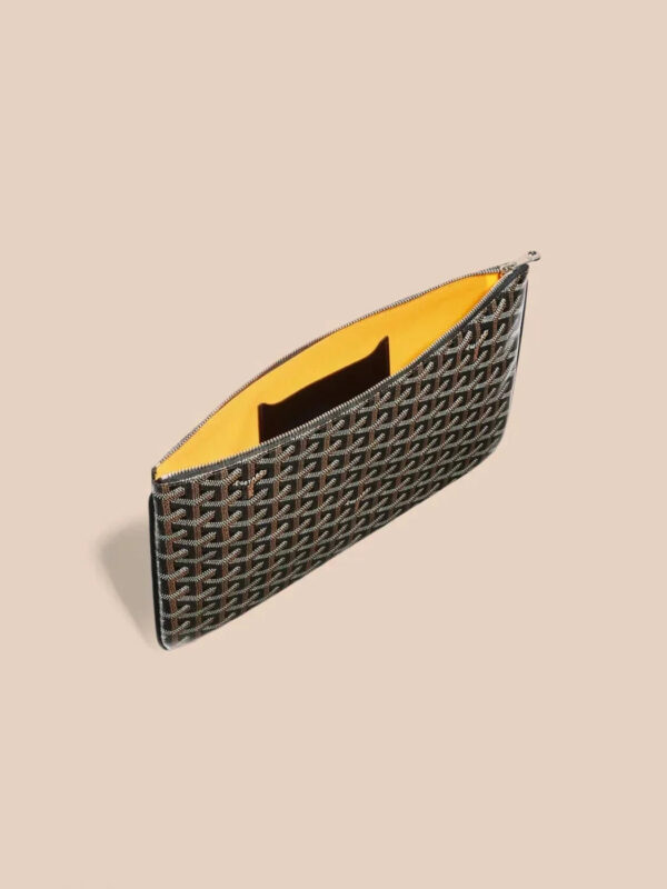 The Vesper Clutch