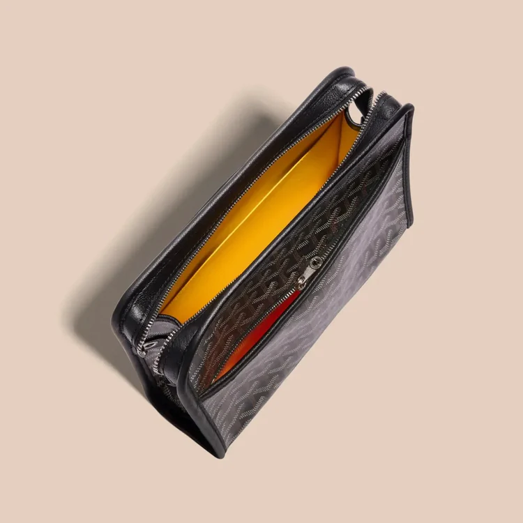 Vantier Travel Case - Image 22