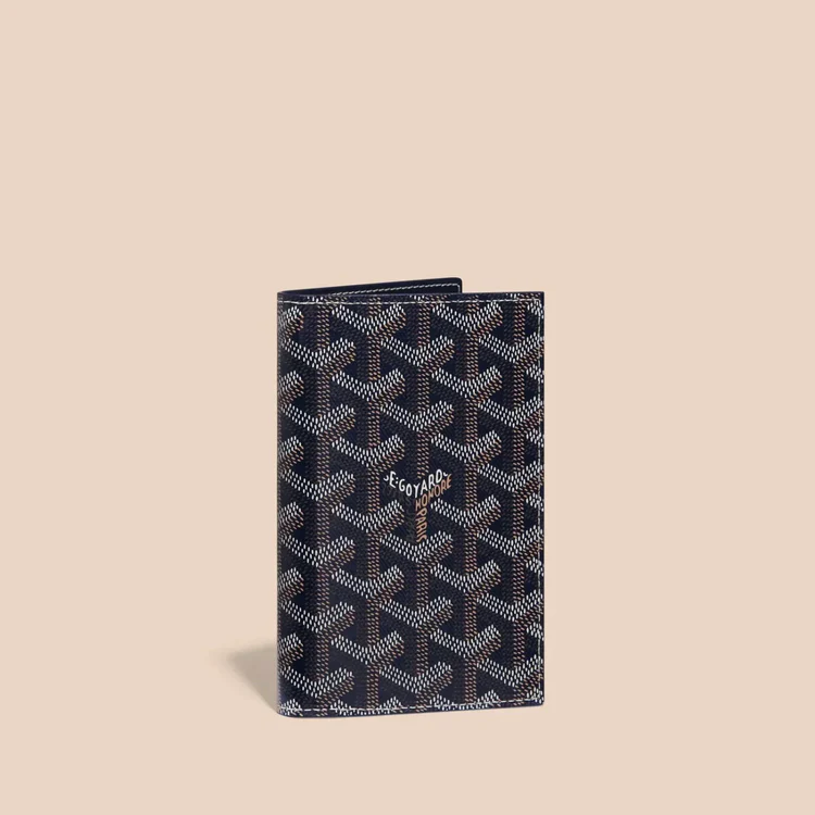 Voyelle Passport Holder - Image 14