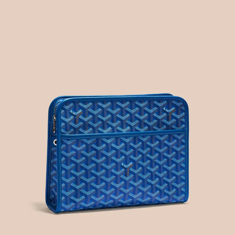 Vantier Travel Case - Image 3