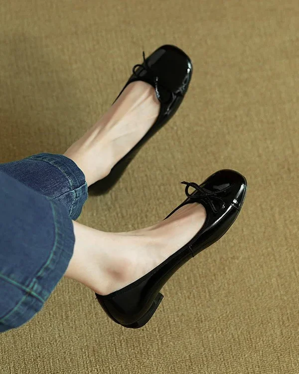 Chic Ballet Flats - Black
