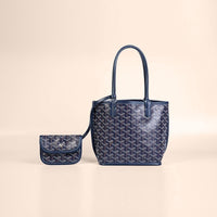Veyra Revesible Mini Tote - Image 9