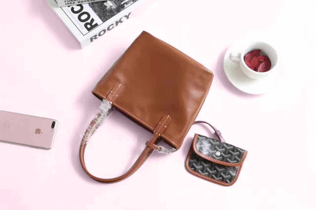 Veyra Revesible Mini Tote - Image 30
