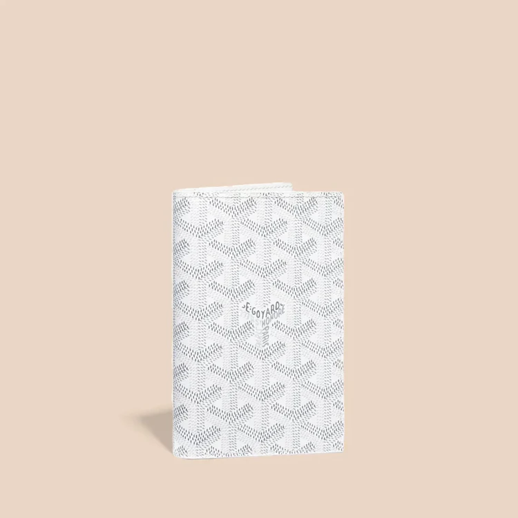 Voyelle Passport Holder - Image 3