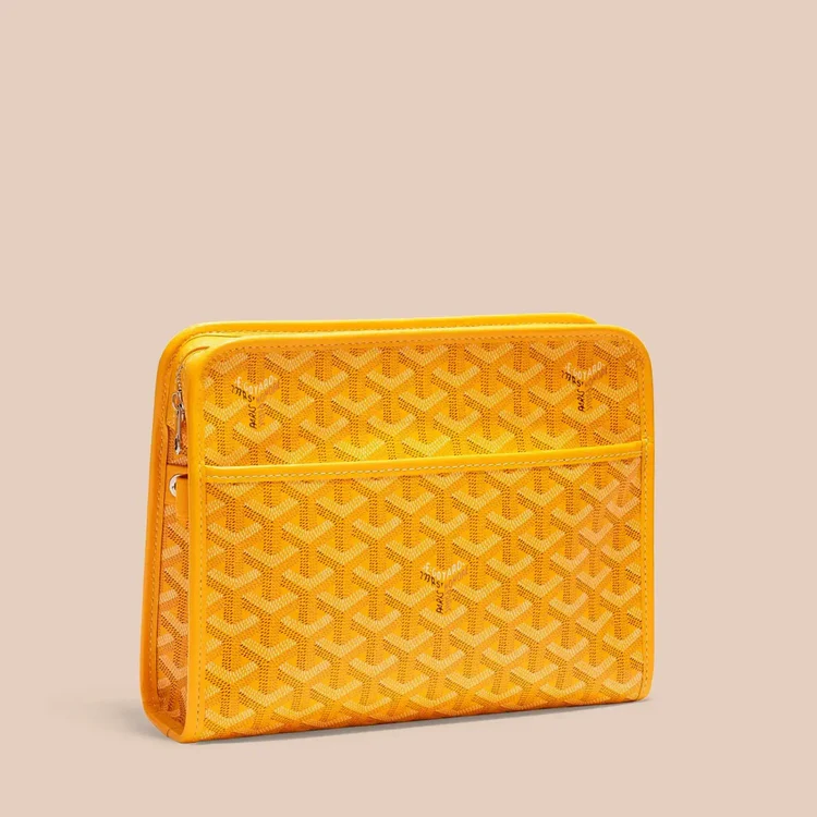 Vantier Travel Case - Image 4